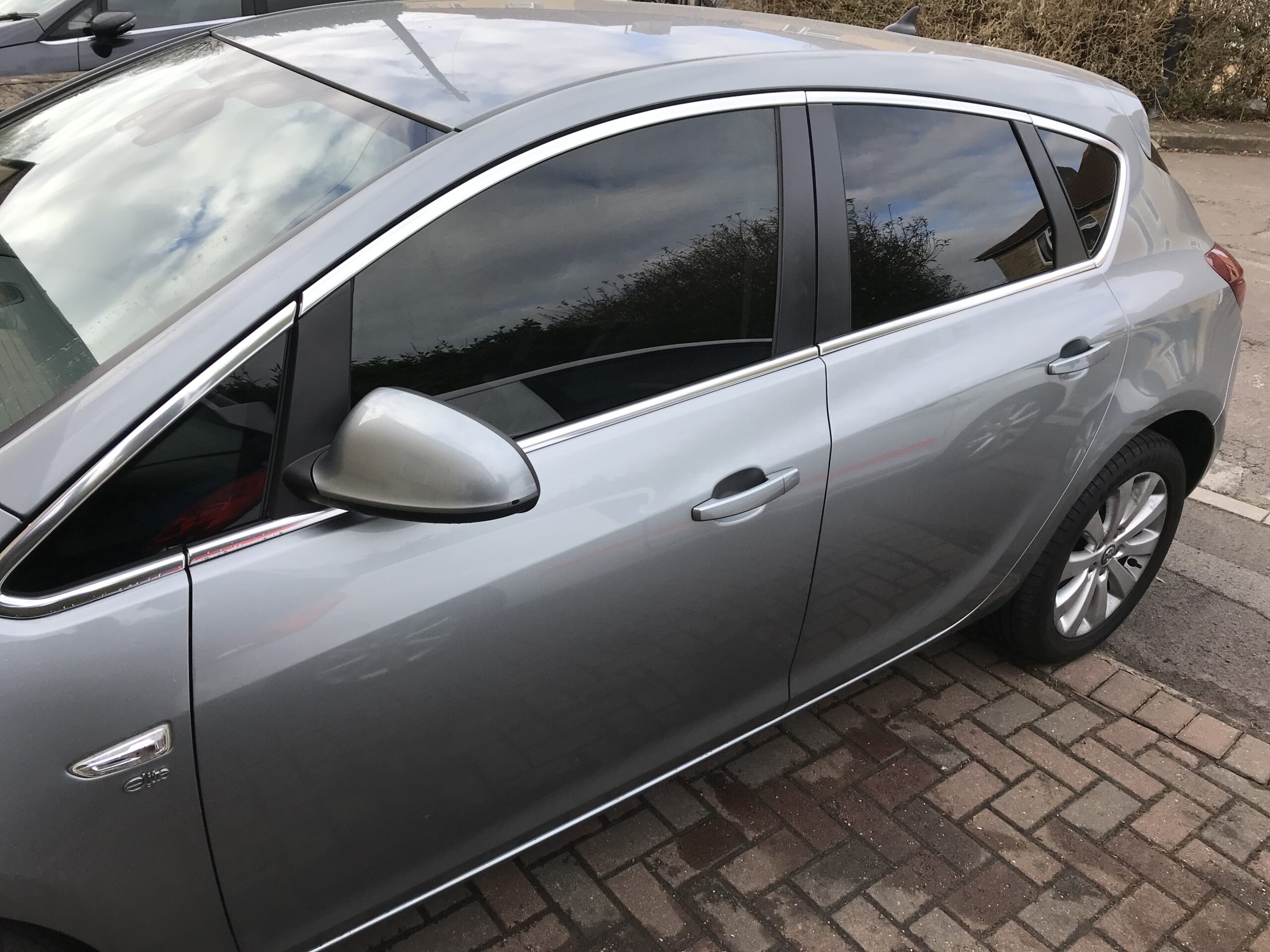 Window tinting service Shaftesbury